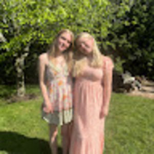 Meet your Posher, Emma